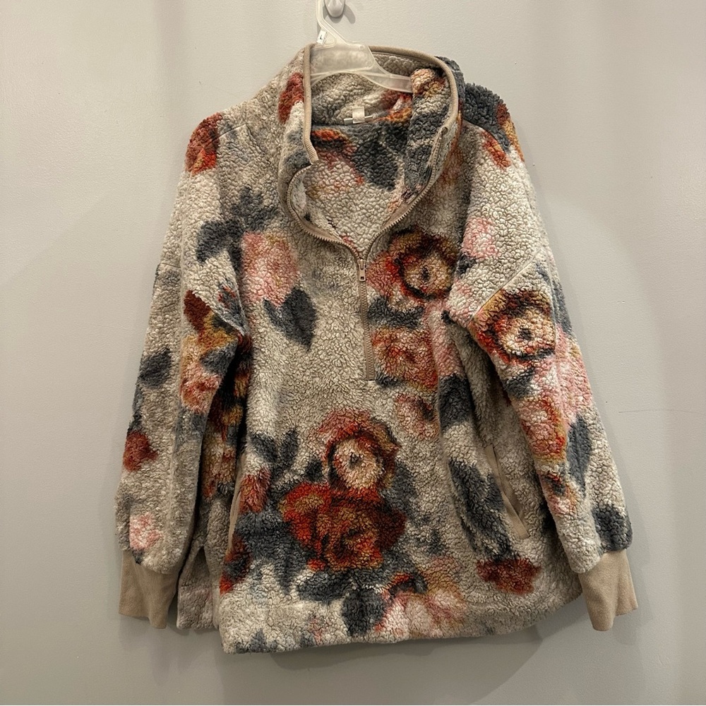 Lularoe Sherpa 1/2 Zip. Women’s Medium.